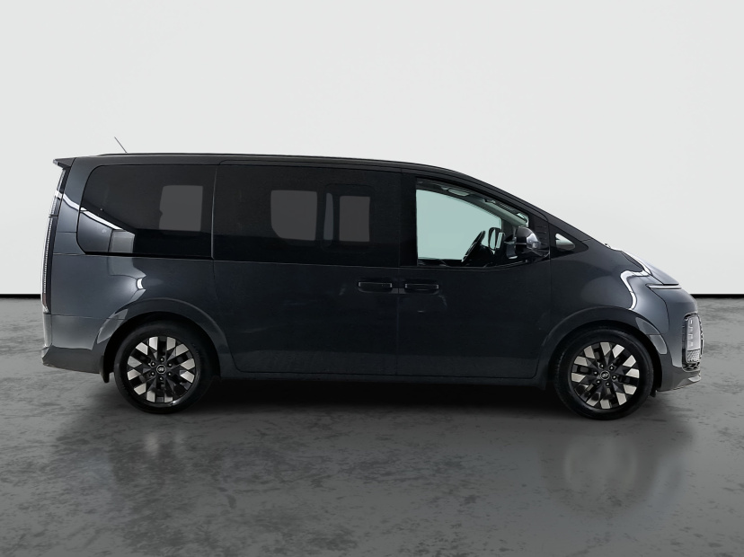 Hyundai Staria, 2021