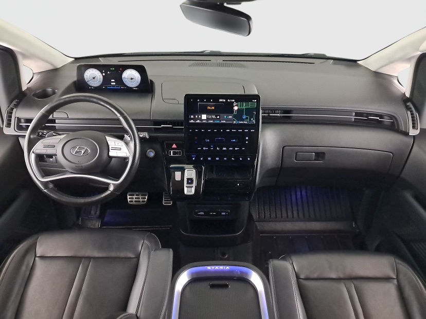 Hyundai Staria, 2021