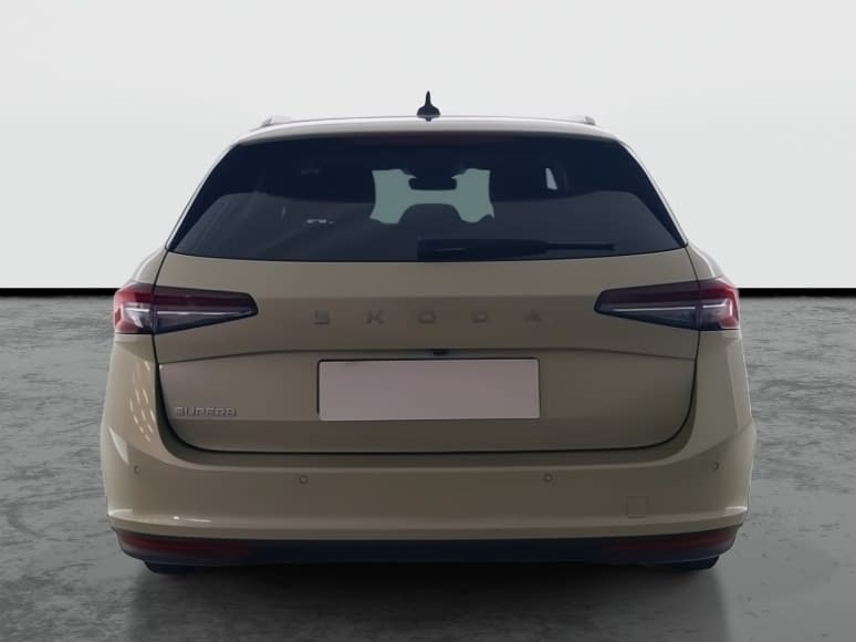 Škoda Superb - 2024