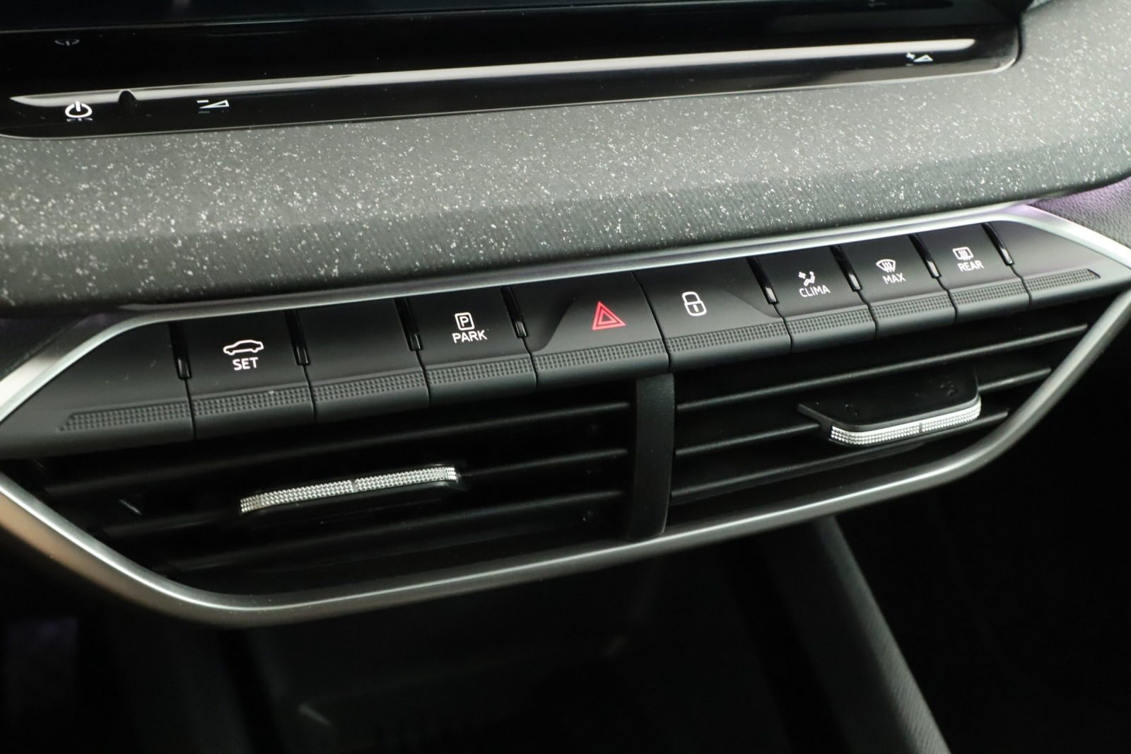 Škoda Octavia - 2024