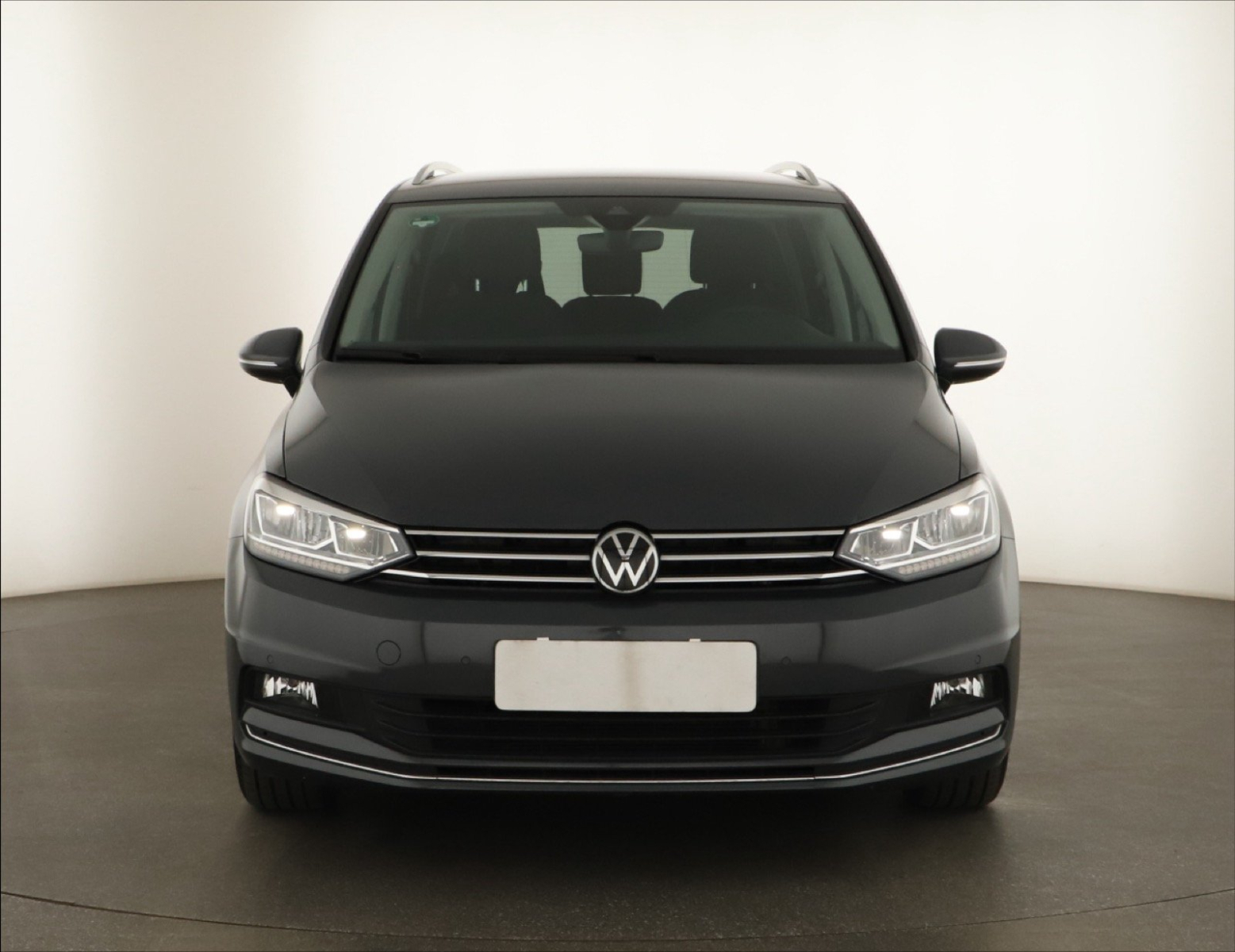 Volkswagen Touran - 2023