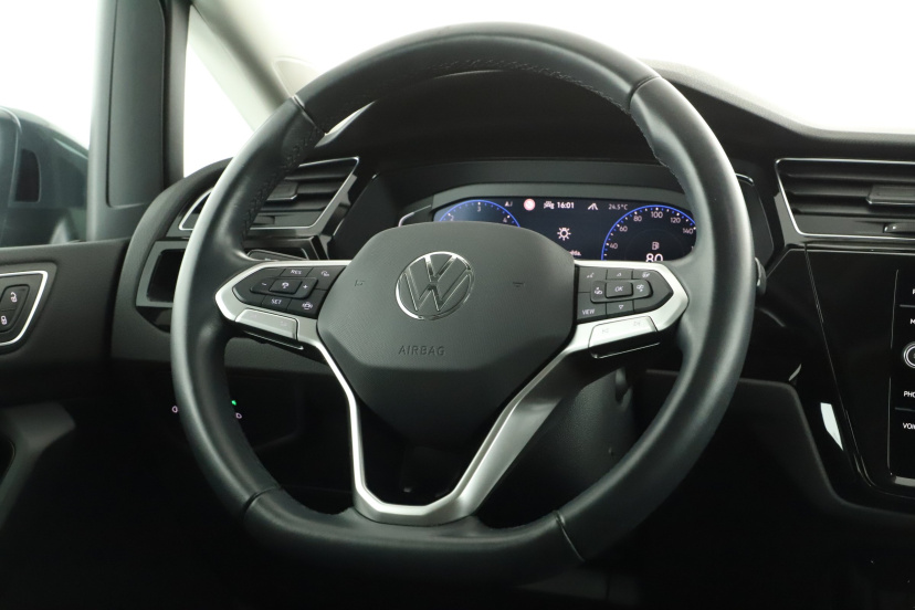 Volkswagen Touran, 2023