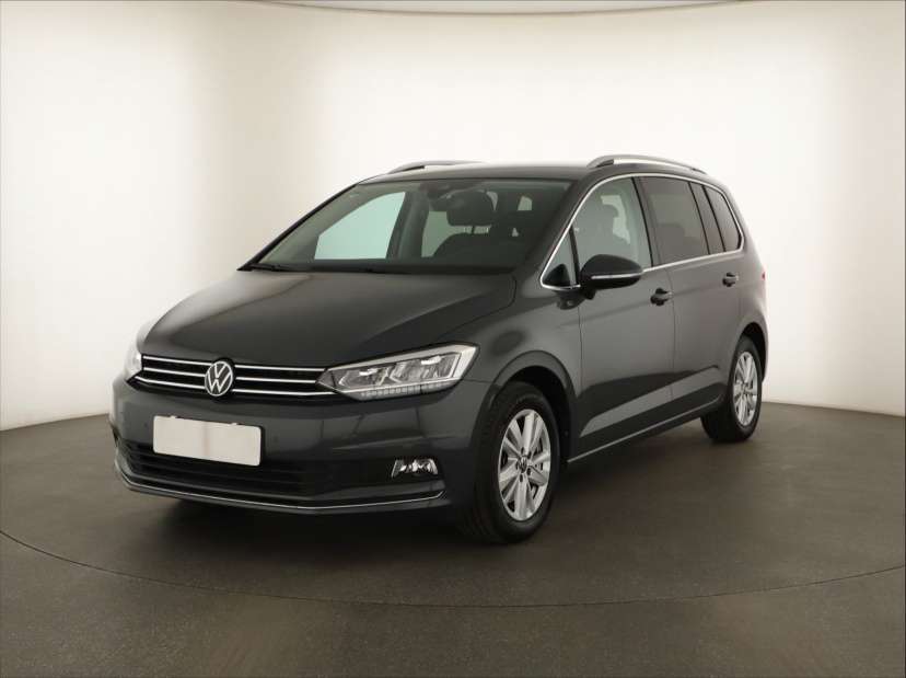 Volkswagen Touran, 2023
