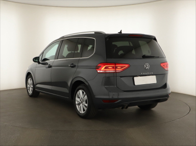 Volkswagen Touran - 2023
