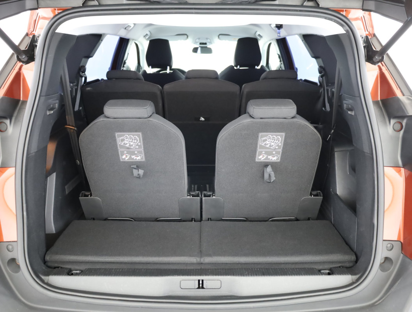 Peugeot 5008, 2021