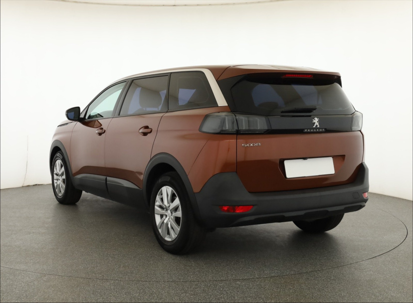 Peugeot 5008, 2021