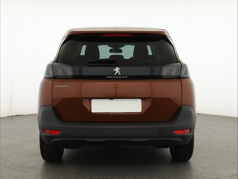 Peugeot 5008, 2021