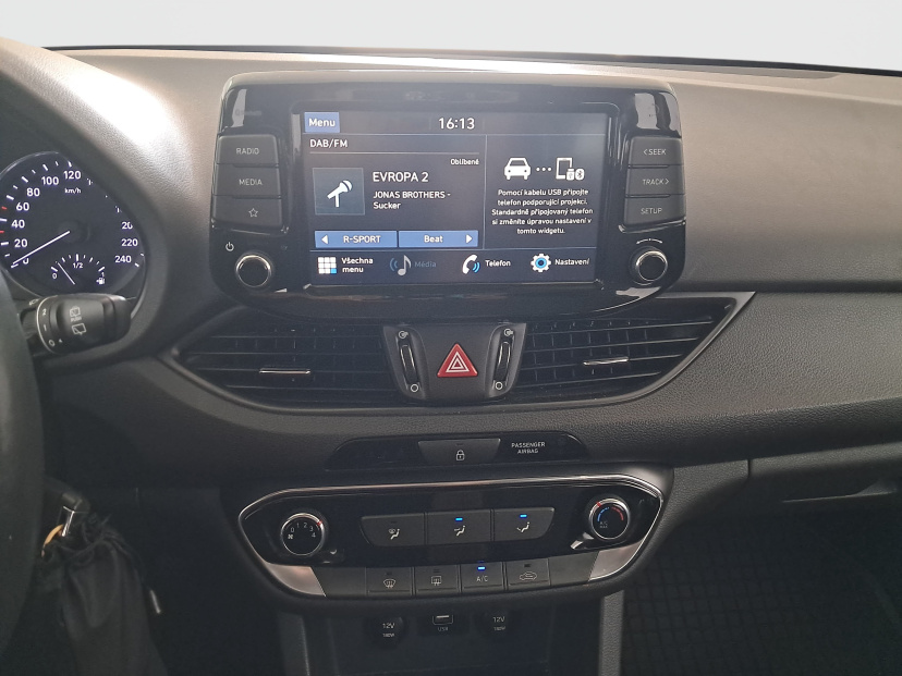 Hyundai i30, 2021