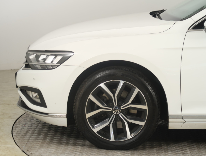 Volkswagen Passat, 2020