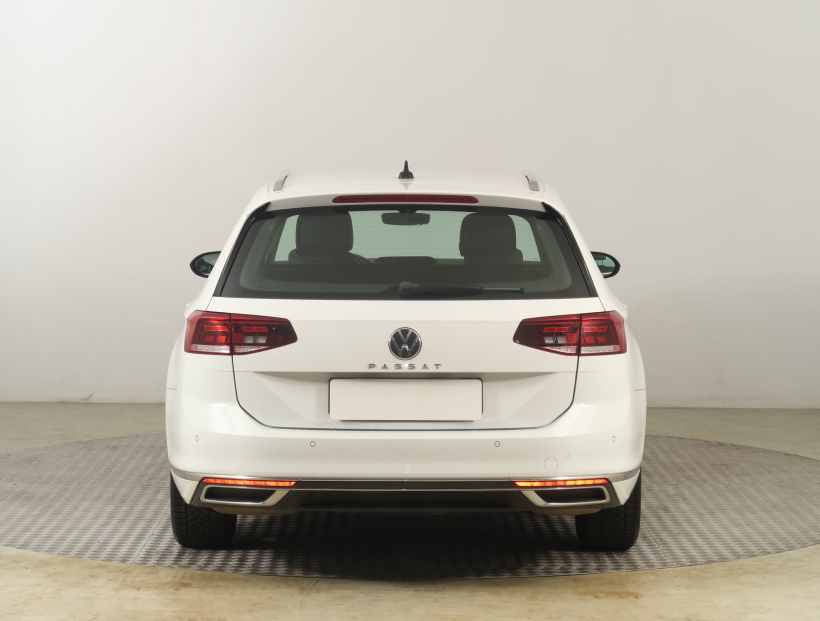 Volkswagen Passat, 2020