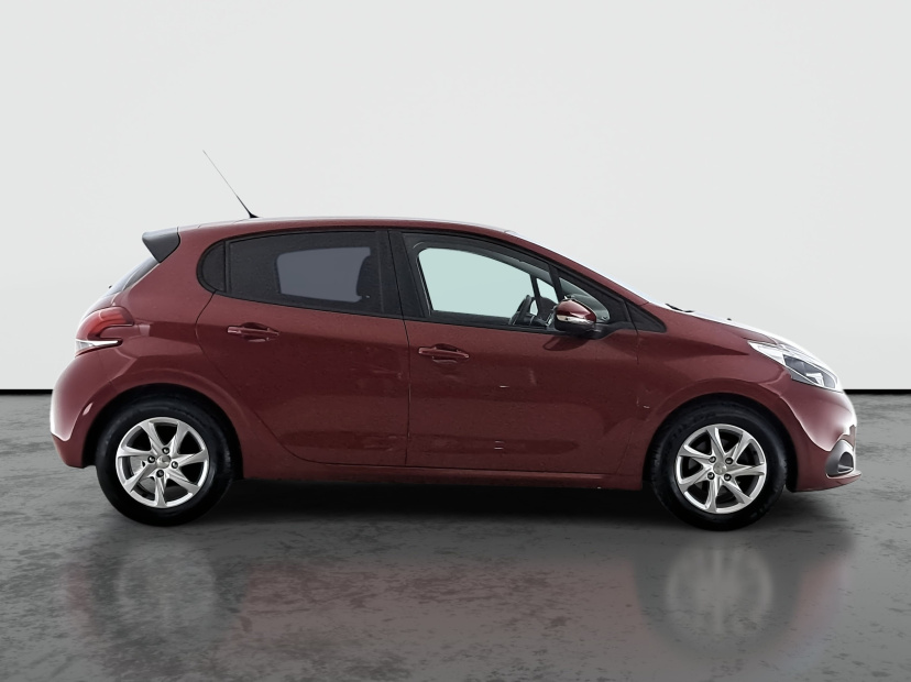 Peugeot 208, 2016