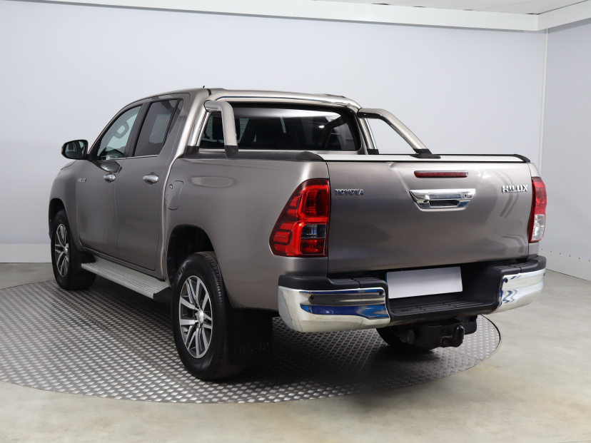 Toyota Hilux, 2017