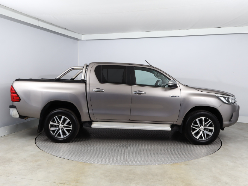 Toyota Hilux, 2017