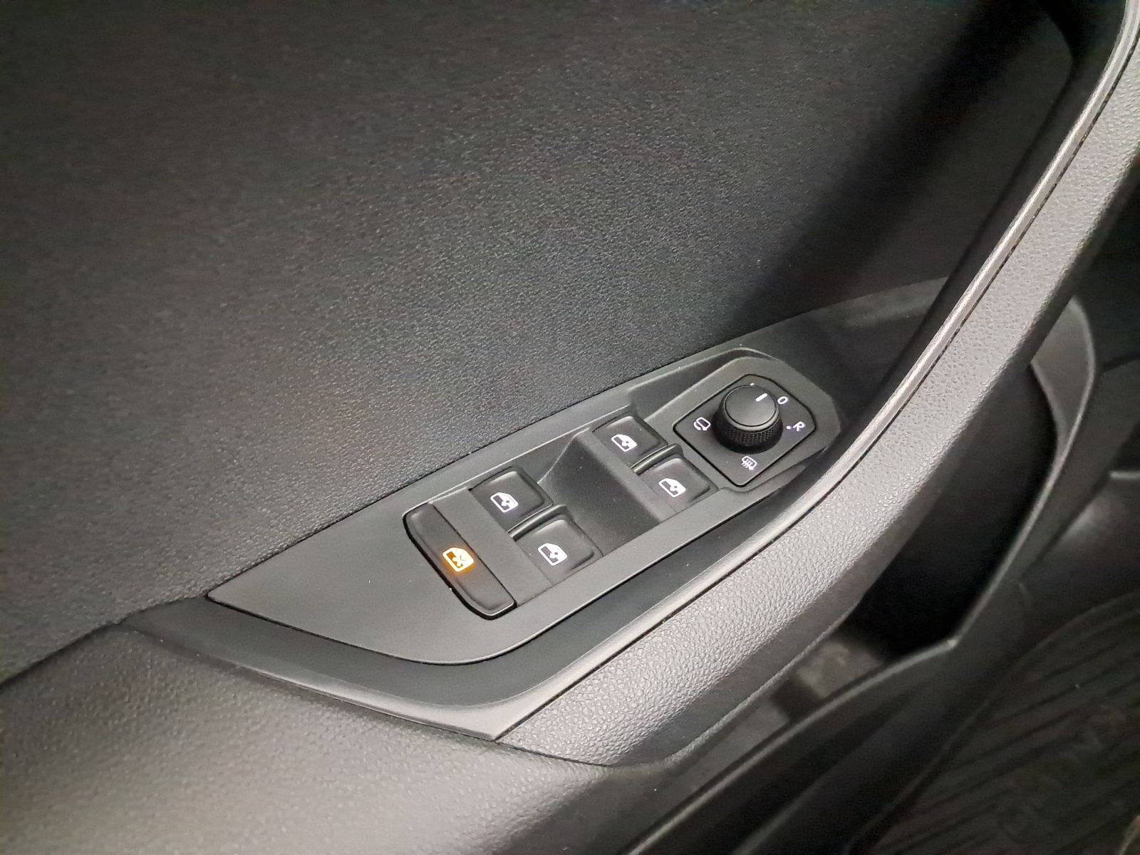 Škoda Karoq - 2023