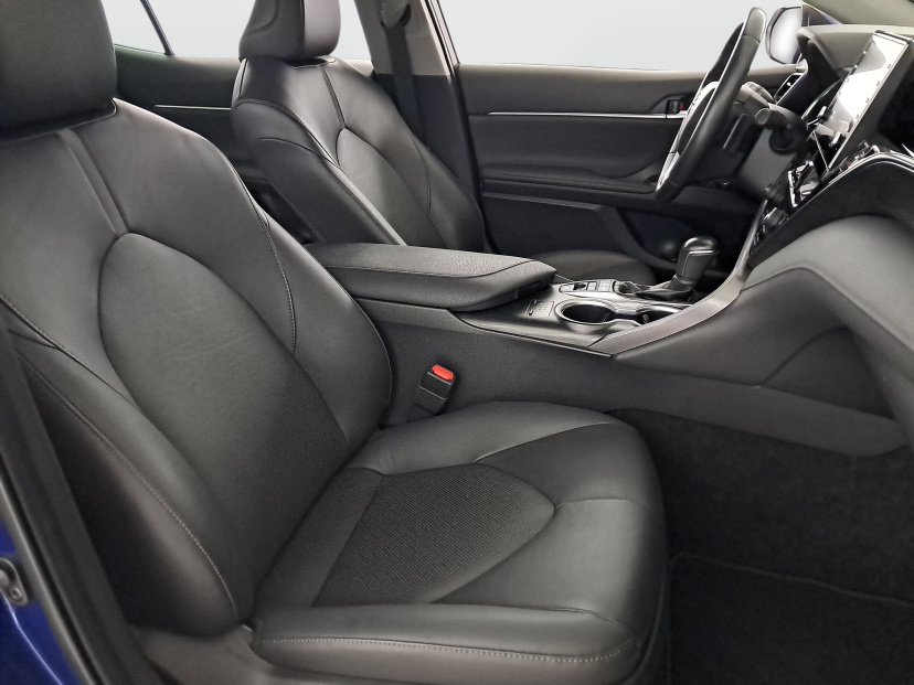 Toyota Camry, 2023