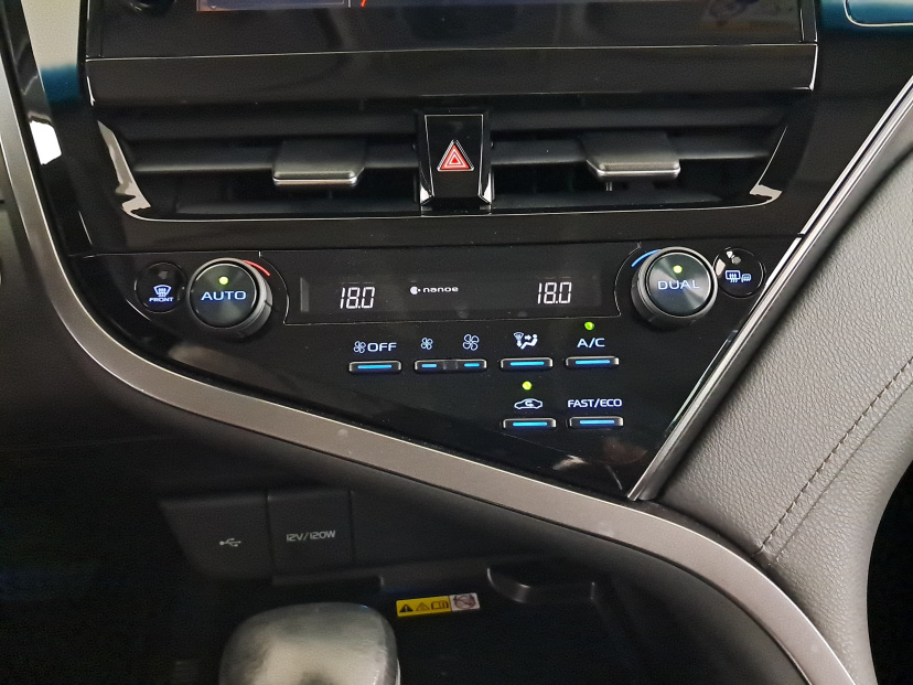 Toyota Camry, 2023