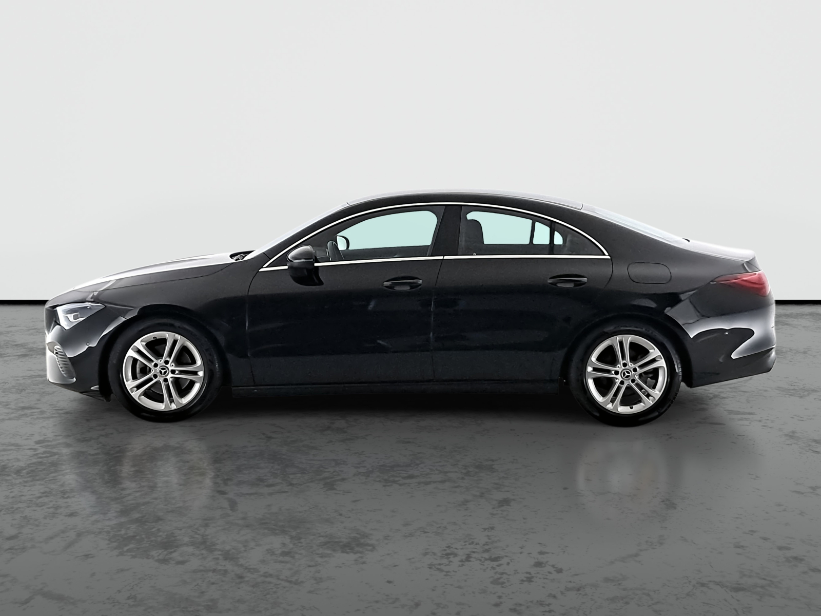Mercedes-Benz CLA - 2024