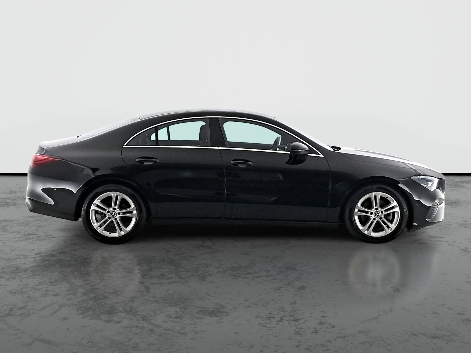 Mercedes-Benz CLA - 2024