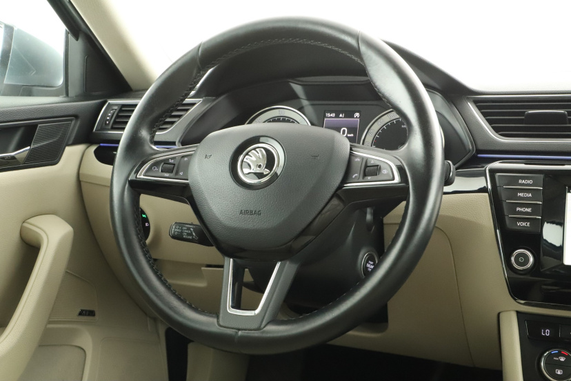 Škoda Superb, 2015