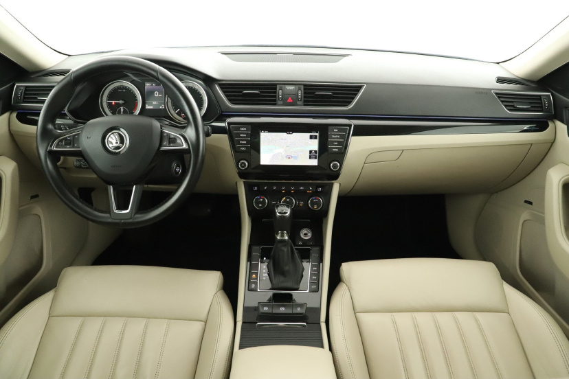 Škoda Superb, 2015