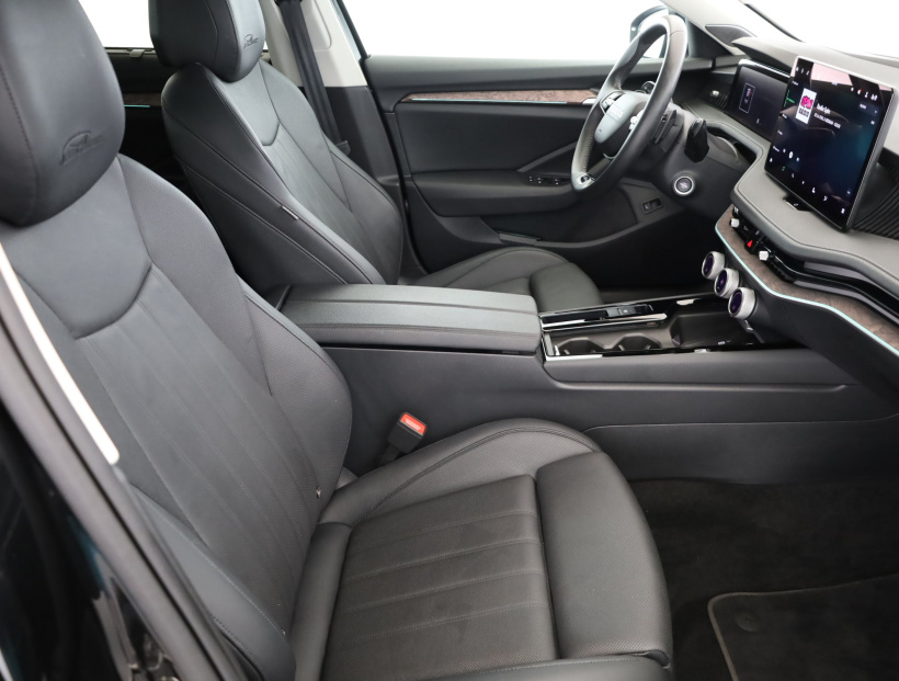 Škoda Superb, 2025
