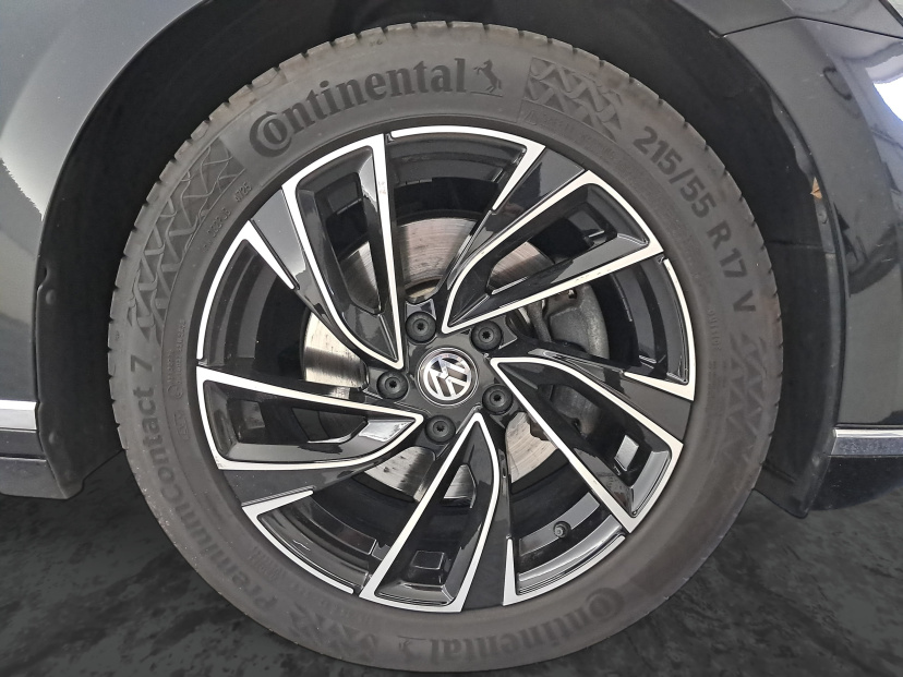 Volkswagen Passat, 2020