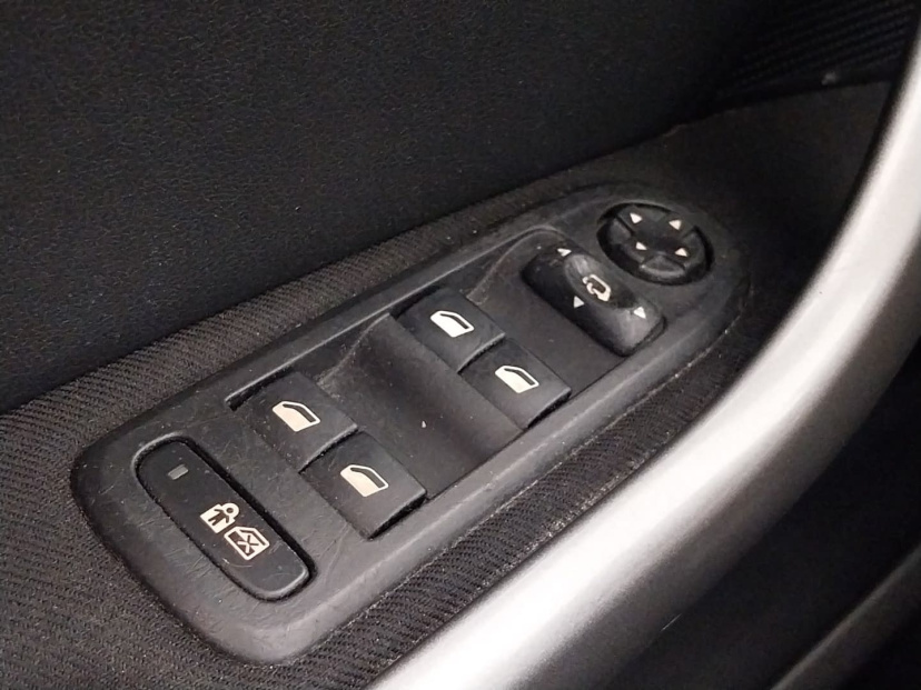 Peugeot 308, 2008