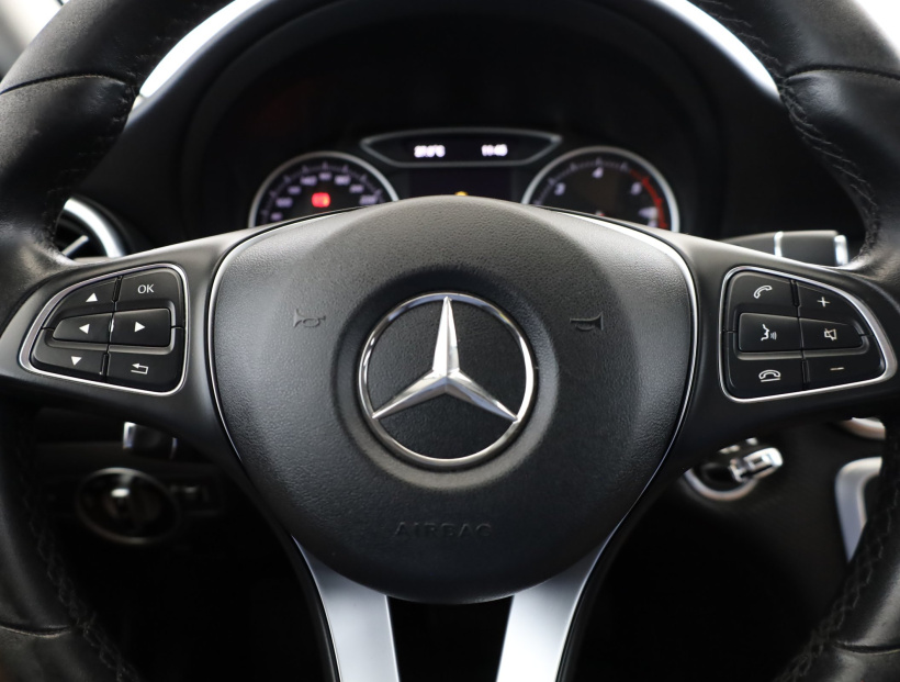 Mercedes-Benz A, 2016