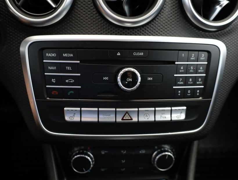 Mercedes-Benz A, 2016
