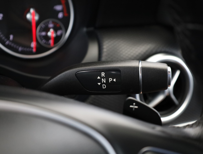 Mercedes-Benz A, 2016