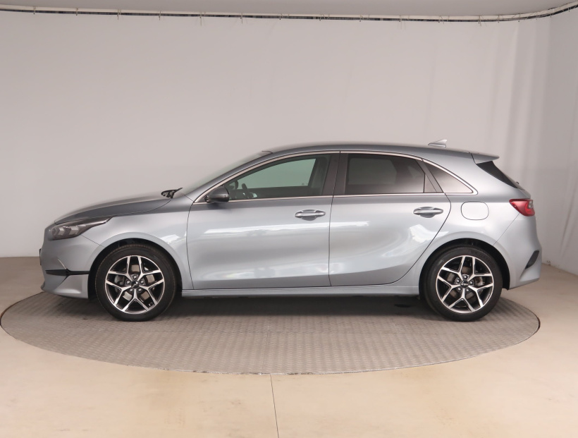 Kia Ceed, 2022