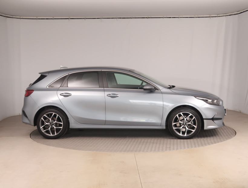 Kia Ceed, 2022