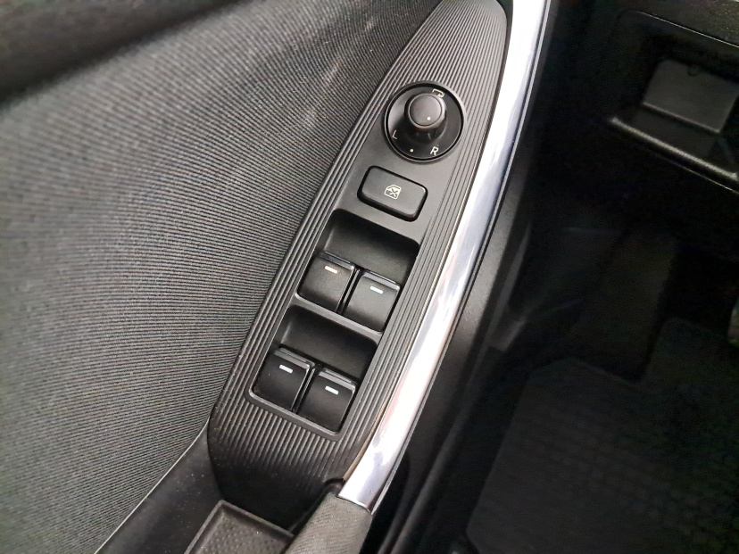 Mazda CX-5, 2012