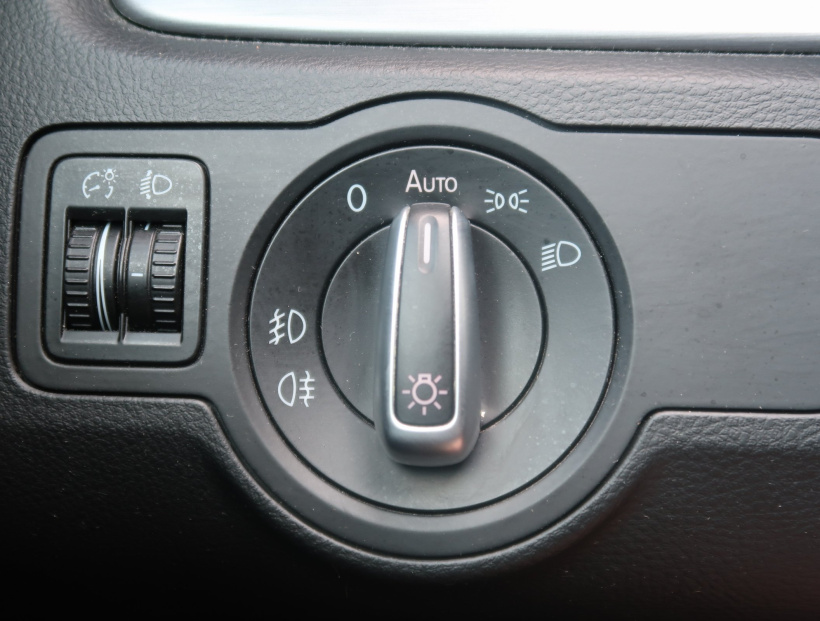Volkswagen Passat, 2012