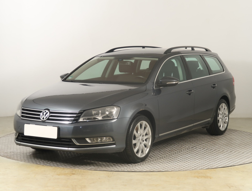 Volkswagen Passat, 2012