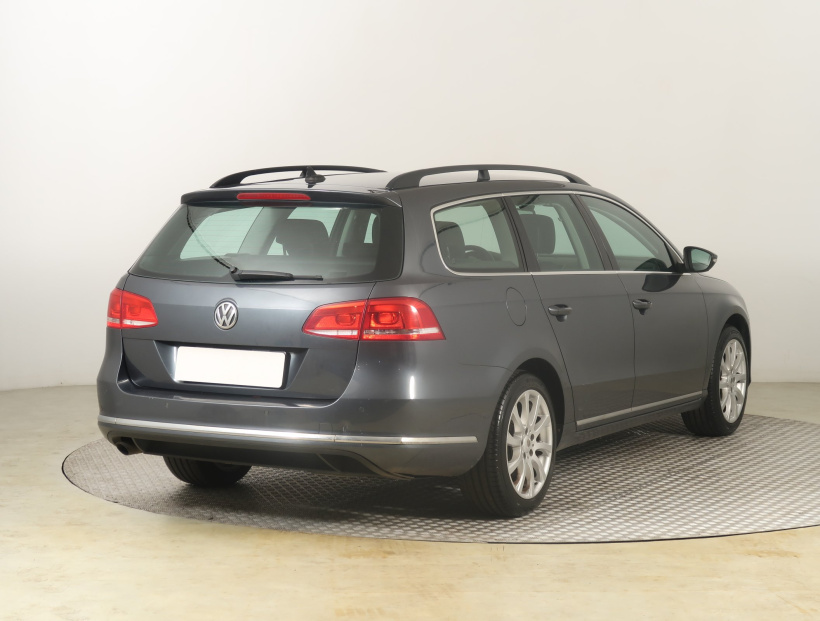 Volkswagen Passat, 2012