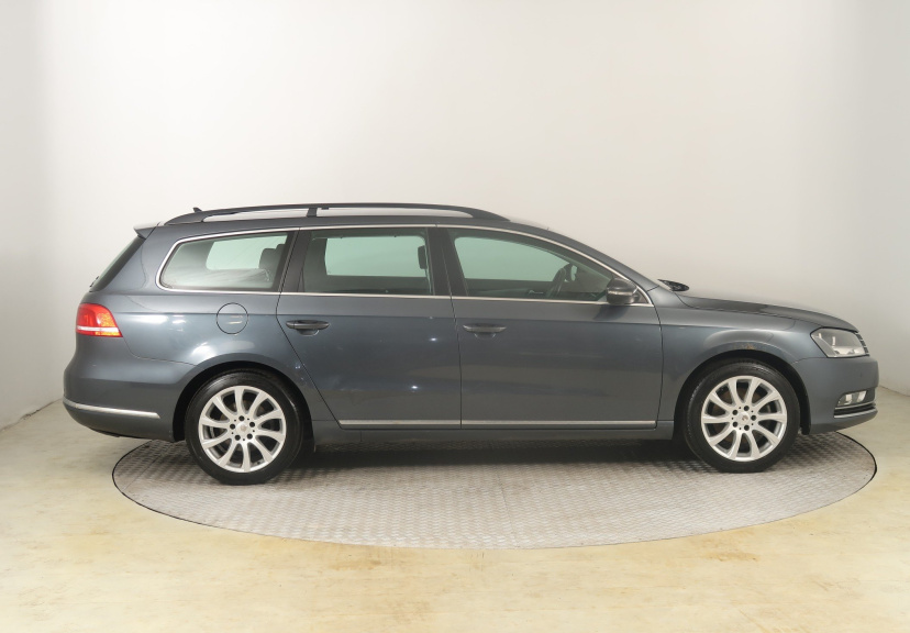 Volkswagen Passat, 2012