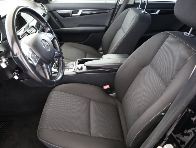Mercedes-Benz C, 2013