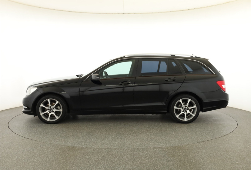 Mercedes-Benz C, 2013