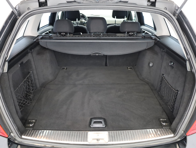 Mercedes-Benz C, 2013