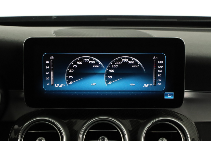 Mercedes-Benz C, 2021