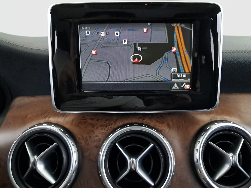 Mercedes-Benz GLA, 2014