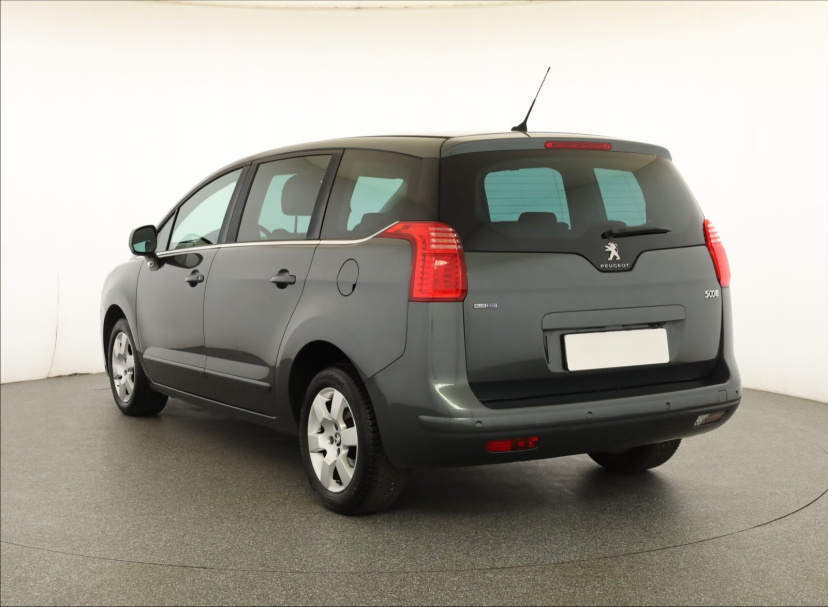 Peugeot 5008, 2016