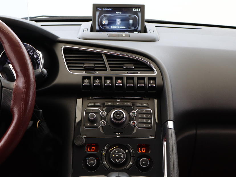 Peugeot 3008, 2012