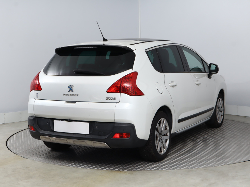 Peugeot 3008, 2012