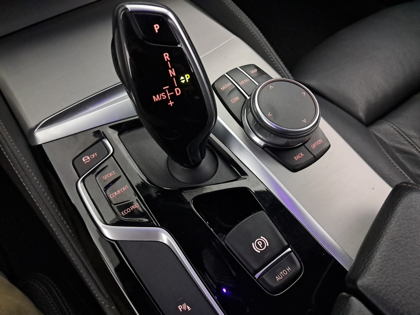 BMW 5, 2018