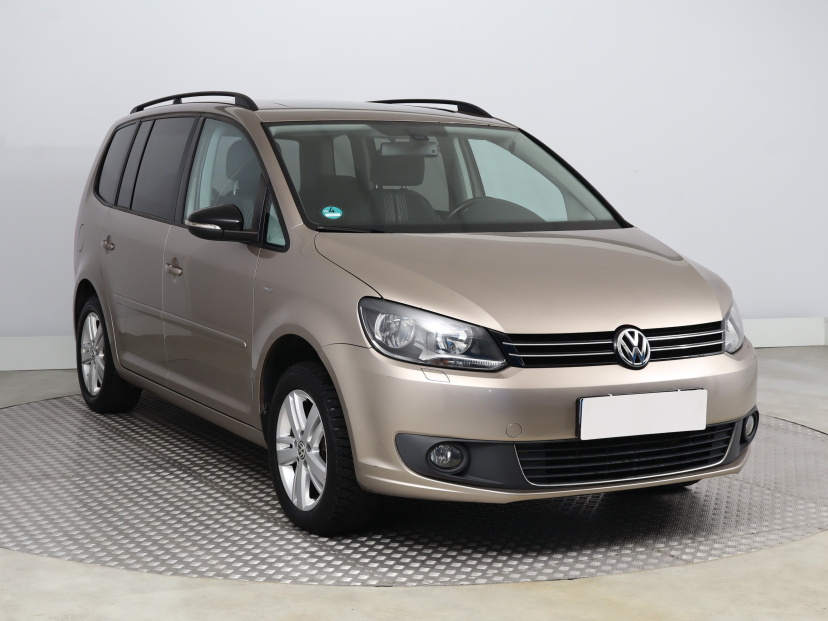 Volkswagen Touran, 2012