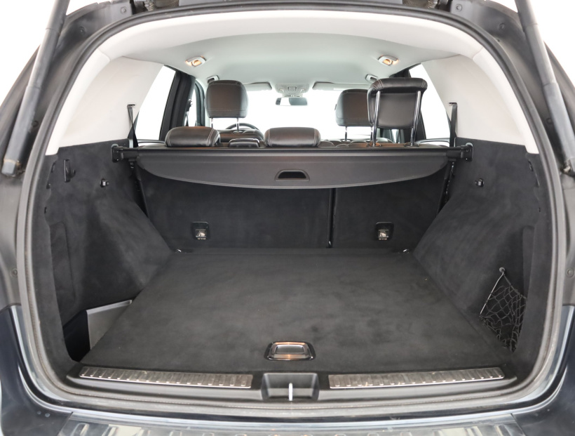 Mercedes-Benz ML, 2012