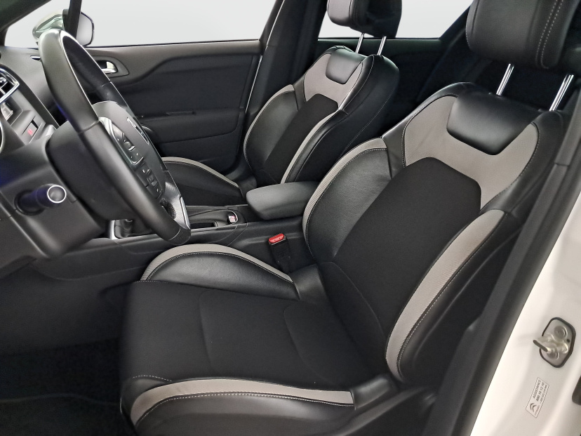Citroen DS4, 2013