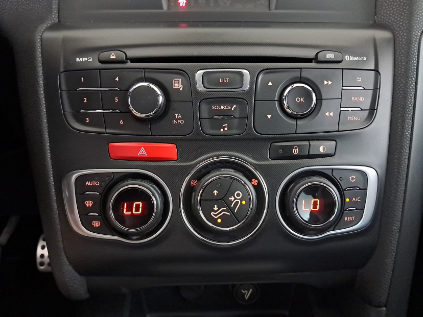 Citroen DS4, 2013
